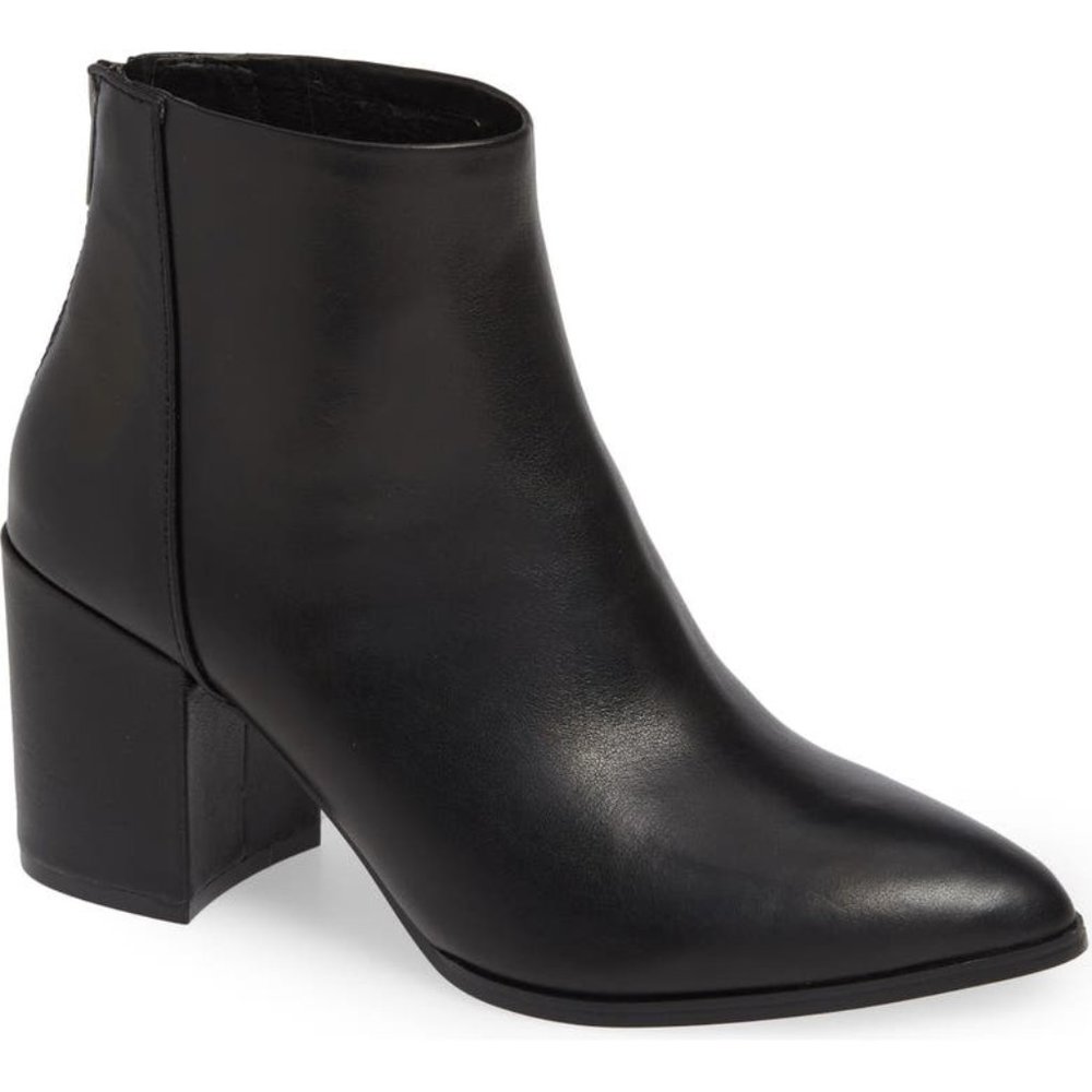 NWOT Steve Madden Jillian Black Bootie